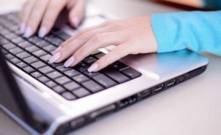 Komisja Europejska chce ułatwić rozwój e-handlu