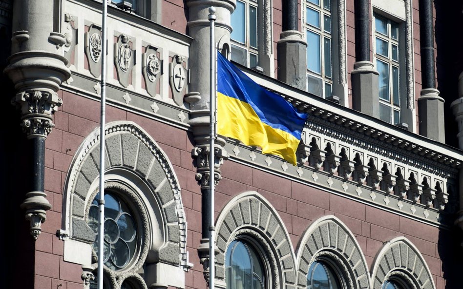 Ukraina: Bankom brakuje walut