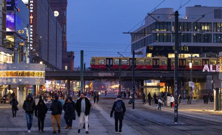 W związku z wojną na Bliskim Wschodzie – niemieckie media, jak FAZ, piszą, że odwrót od energii atom