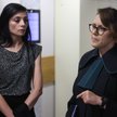 Joanna i jej pełnomocniczka, adwokat Kamila Ferenc, przed rozprawą w siedzibie Sądu Okręgowego w Kra