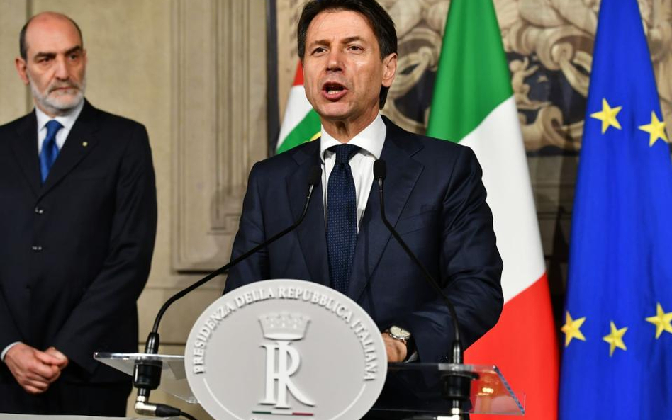 . W niedzielę wieczorem Giuseppe Conte, profesor prawa wyznaczony na premiera w rządzie Ligii Północ