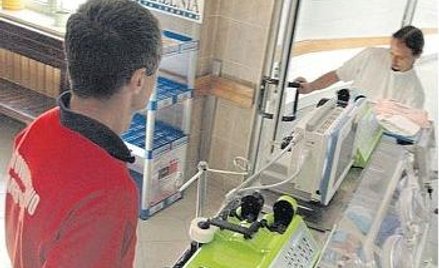 Ze szpitala w Mielcu wywieziono wczoraj ponad 60 chorych. Ewakuacja ma się zakończyć pod koniec tygo