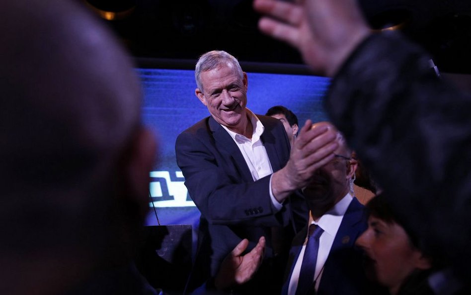 60-letni gen. Benny Gantz, były szef Sztabu Generalnego, to główny rywal premiera Netanjahu