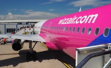 Linia lotnicza zostawi w bazie na lotnisku Marco Polo dwa airbusy