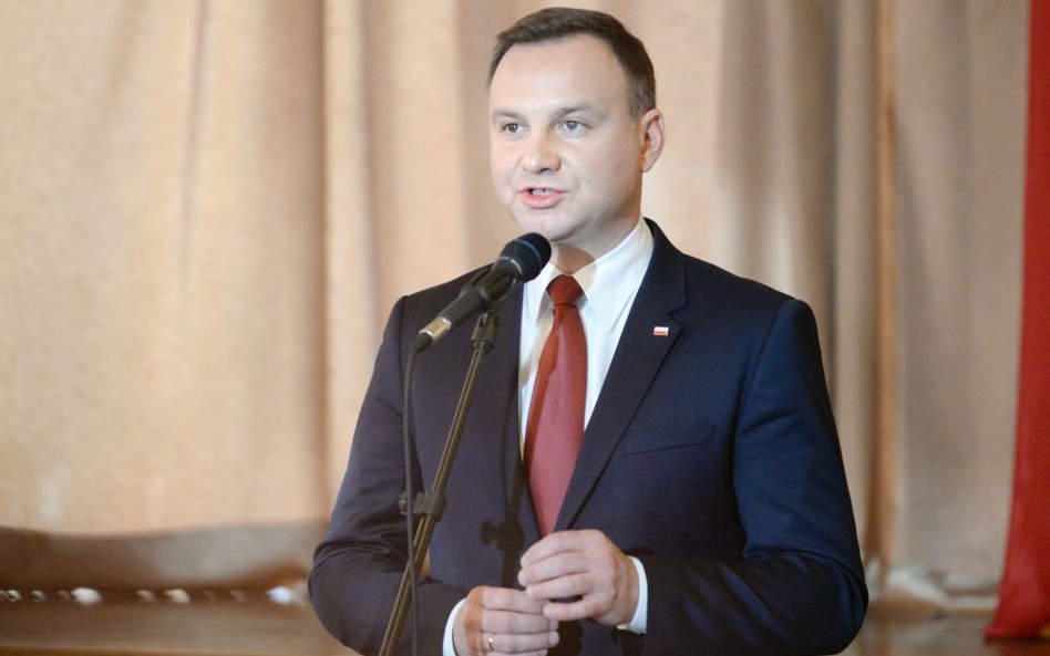 "Czy MSZ poinformował prezydenta o szczycie?"