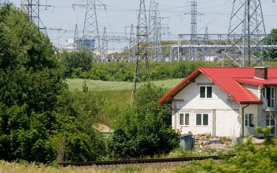 Obowiązki właściciela domu znajdującego się pod linią energetyczną
