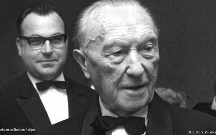 Początek kariery w epoce Adenauera Helmut Kohl wstąpił do partii CDU już w 1946 r. i był współzałoży