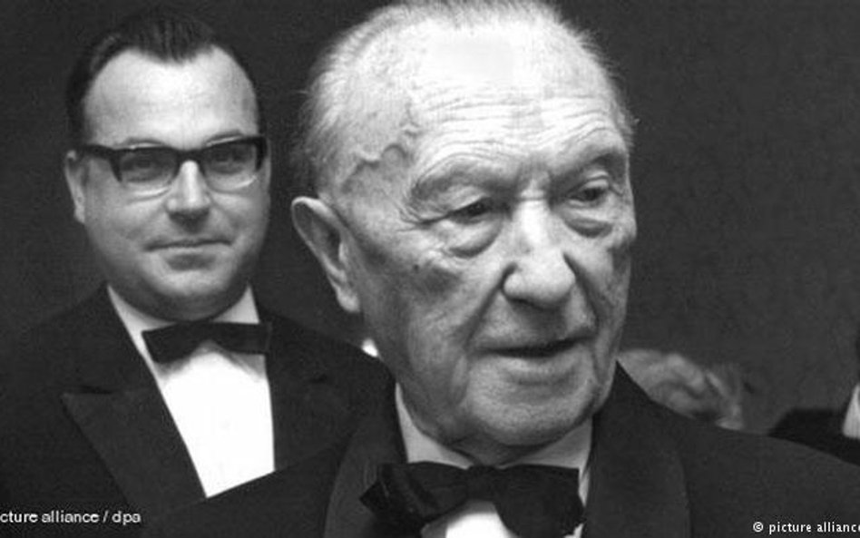 Początek kariery w epoce Adenauera Helmut Kohl wstąpił do partii CDU już w 1946 r. i był współzałoży