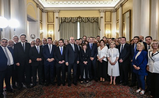 Partia Micotakisa Nowa Demokracja zdobyła w ostatnich wyborach głosy pozwalające jej rządzić samodzi