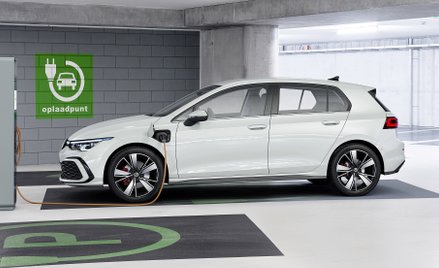 Volkswagen odnotował w Polsce 500 proc. wzrost sprzedaży hybryd plug-in