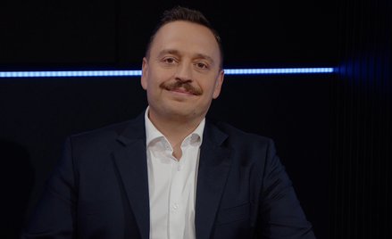 Gościem Przemysława Tychmanowicza w Parkiet TV był Omar Arnaout, prezes XTB. Fot. mat. prasowe