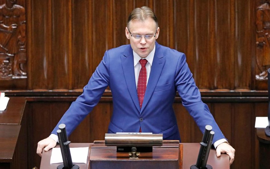 Arkadiusz Mularczyk z PiS: Psy szczekają, karawana jedzie dalej