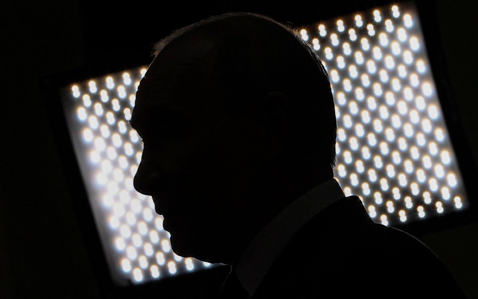 Większość Rosjan już dawno kupiła fałszywą narrację Władimira Putina. Czy kupią to też Amerykanie?