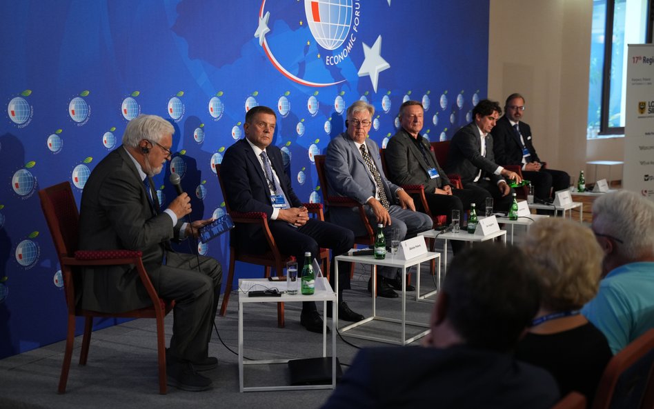 Silne samorządy to fundament demokracji – podkreślali paneliści .