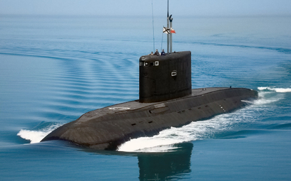 Rosyjski okręt podwodny typu „Warszawianka” (zwanym też „Pałtus”) o napędzie konwencjonalnym. Fot./W