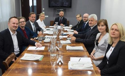 Odpady produkowane przez jedne firmy powinny się stać surowcami do wytworzenia dóbr dla innych przed
