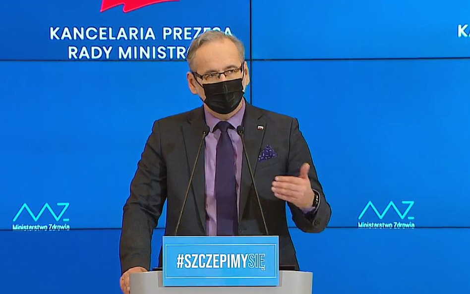 Niedzielski: Przedłużamy restrykcje, hotele zamknięte na majówkę