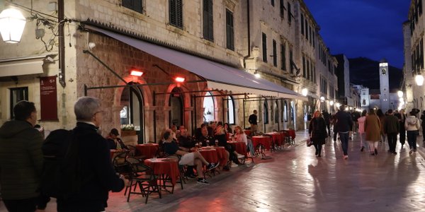 Croatia Cracks Down on 'Party Tourism' with Nighttime Alcohol Sales Ban