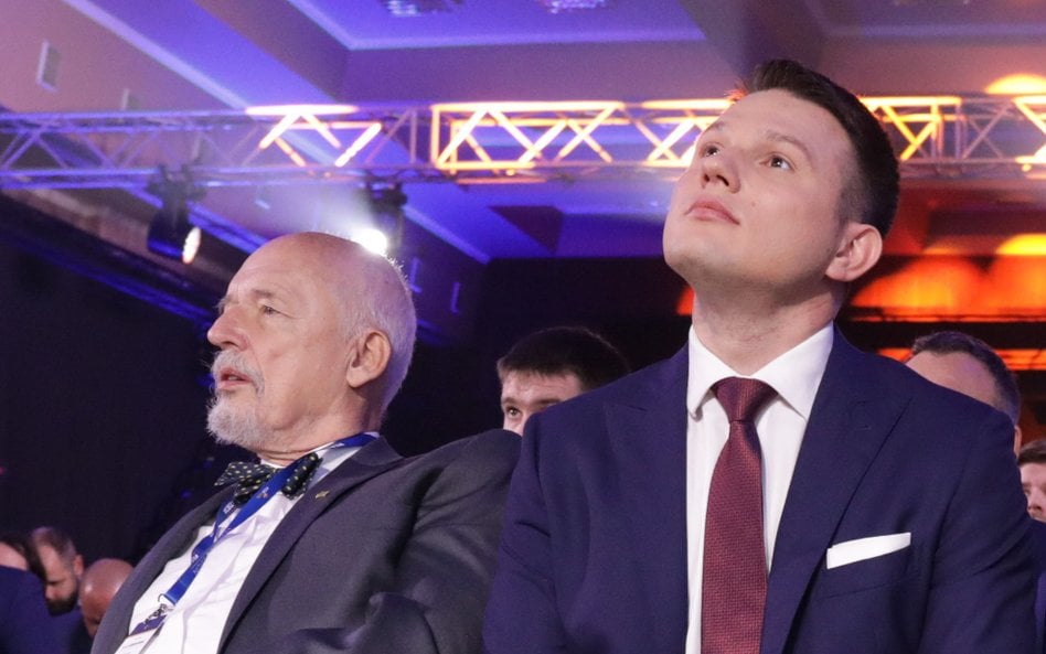 Janusz Korwin-Mikke i Sławomir Metnzen - odchodzący i nowy prezes partii KORWiN