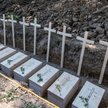 Pogrzeb ekshumowanych szczątków polskich ofiar rzezi wołyńskiej. W nocy z 12 na 13 lutego 1945 r. Uk