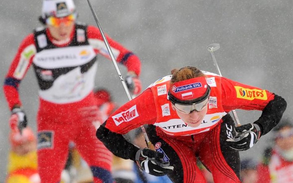 ?Justyna Kowalczyk i Marit Bjoergen. Dwa biegi w Tour de Ski i dwa zwycięstwa Polki, ale jeszcze za 