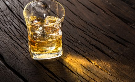 24 butelki 190-letniej, prawdopodobnie najstarszej na świecie szkockiej whisky trafią na aukcję