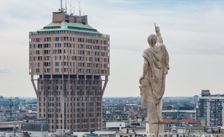 Brutalistyczna „maczuga” powraca w nowej odsłonie. Betonowy symbol Mediolanu