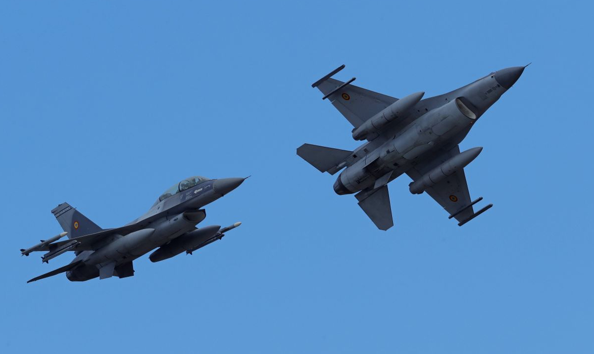 Medios de comunicación: Es posible que los cazas F-16 ya estén en Ucrania