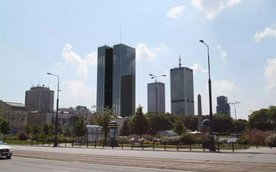 Skala Roma Tower niezaleznie od tego, że ten kształt budynku jest już nieaktualny, będzie zaznaczał 