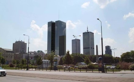 Skala Roma Tower niezaleznie od tego, że ten kształt budynku jest już nieaktualny, będzie zaznaczał 