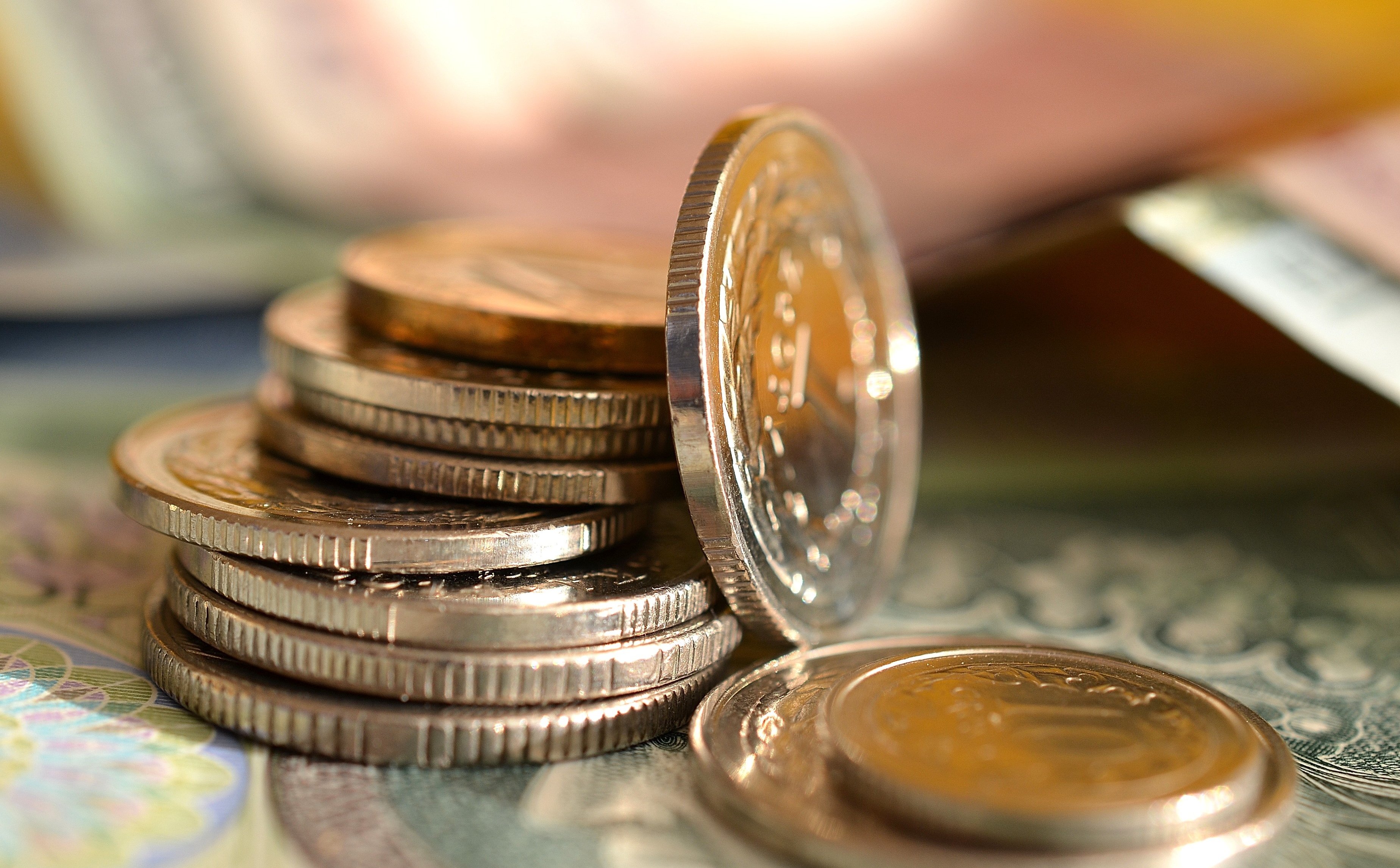 Złoty nieznacznie słabszy o poranku