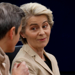 Przewodnicząca KE Ursula von der Leyen (P) i wiceprzewodnicząca Margrethe Vestager (L)