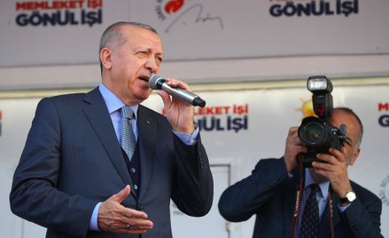 Erdogan pokazuje na wiecach nagranie zamachowca z Christchurch
