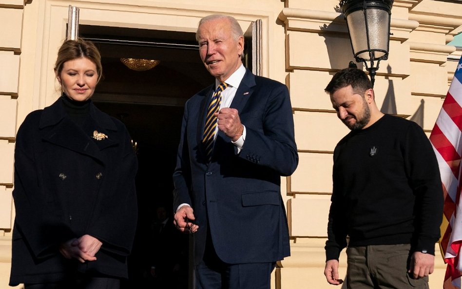 Joe Biden miał kilka opcji wizyty na Ukrainie. Wybrał Kijów