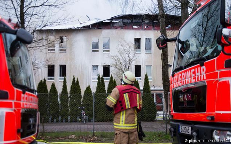 Podpalone schronisko dla azylantów w Berlinie