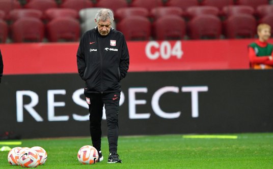 Fernando Santos podczas treningu kadry na Stadionie Narodowym w Warszawie