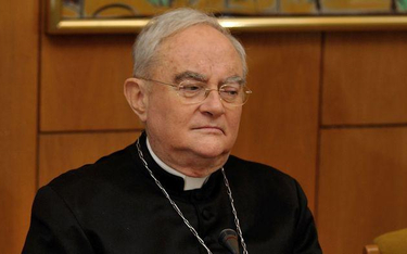 Arcybiskup Henryk Hoser jest w poważnym stanie w szpitalu. Biskup warszawsko-praski prosi o modlitwę