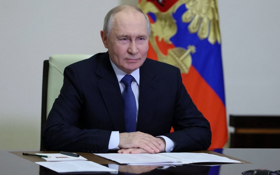 Władimir Putin z negocjacjami pokojowymi chce czekać do wyborów do Kongresu
