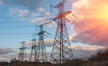 Wielu właścicieli nie może zabudować swoich działek, bo biegną przez nie np. linie energetyczne.