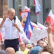 Lider Platformy przestał mówić do polityków PiS, ale zwraca się do jego elektoratu. I zyskuje