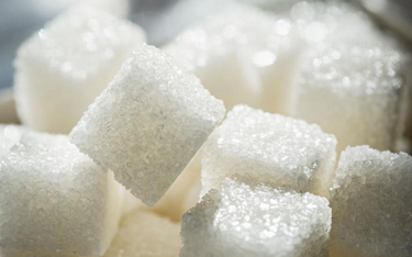 Ekspert: słodzimy mniej, ale spożywamy więcej cukru