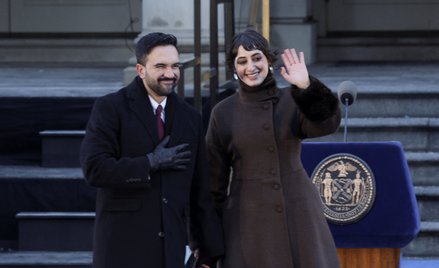 Zohran Mamdani z żoną, artystką Ramą Duwaji