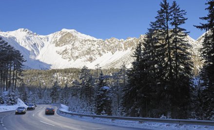 Podróż do Włoch na narty zdrożeje? Tyrol szykuje opłatę za przełęcz