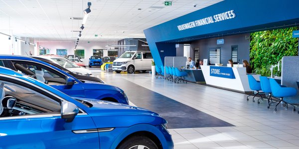 Samochód używany coraz częściej jest pierwszym wyborem. Rekordowy kwartał VW FS STORE