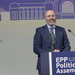 Manfred Weber, szef Europejskiej Partii Ludowej, z mocno konserwatywnej, bawarskiej CSU