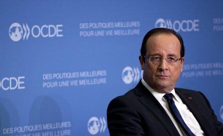 Hollande nastawia Francuzów na okres wyrzeczeń