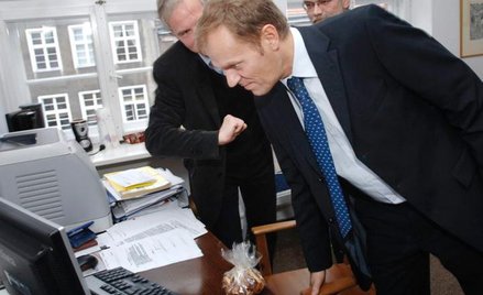 Wpisy Donalda Tuska śledzi 17 tys. osób, Baracka Obamy – 25 mln