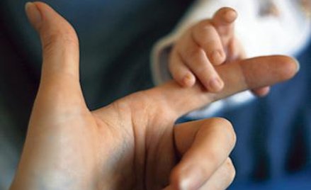 Dotyk jest najstarszym i pierwotnym rodzajem zachowania społecznego