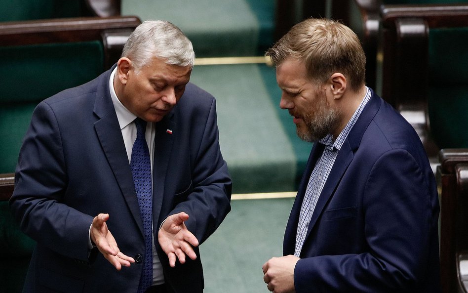 Marek Suski (PiS) i Adrian Zandberg (Razem)