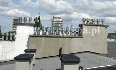 Czy sąsiadka miała prawo podłączyć się do komina?